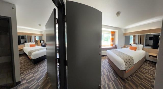 Microtel Inn & Suites By Wyndham גטלינבורג מראה חיצוני תמונה